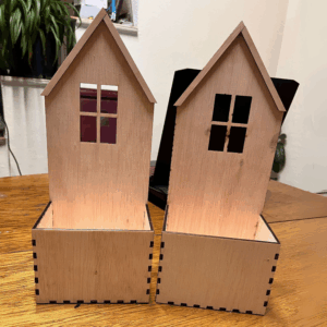 Căsuță decorativă din lemn – cutiuță multifuncțională pentru cadouri și decor