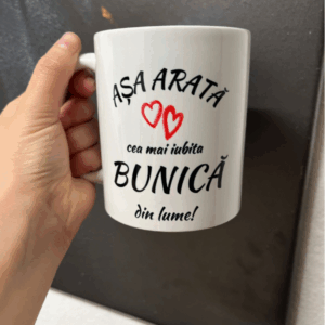 Cană personalizată „Așa arată cea mai iubită bunică din lume”