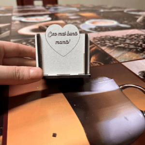 Cutiuță din MDF pentru 1 trandafir – cutiuță mărțișor personalizabilă